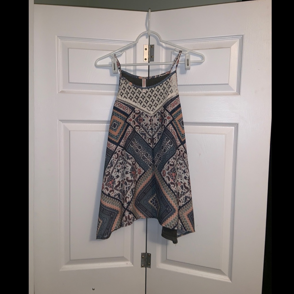 Xhilaration tank top